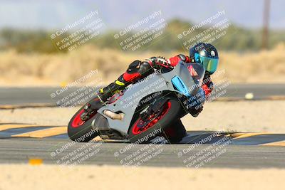 media/Jan-13-2024-SoCal Trackdays (Sat) [[9c032fe5aa]]/Turn 16 Set 1 (11am)/